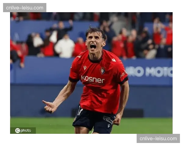 马竞右路防守真空，奥萨苏纳定位球战术寻突破